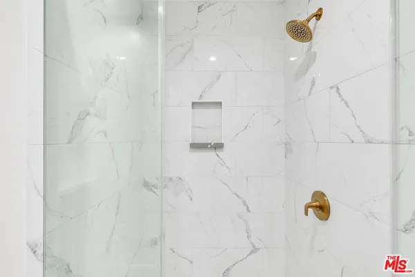 $2,500 | 40 Rose Avenue, Unit 3, Venice, CA 90291