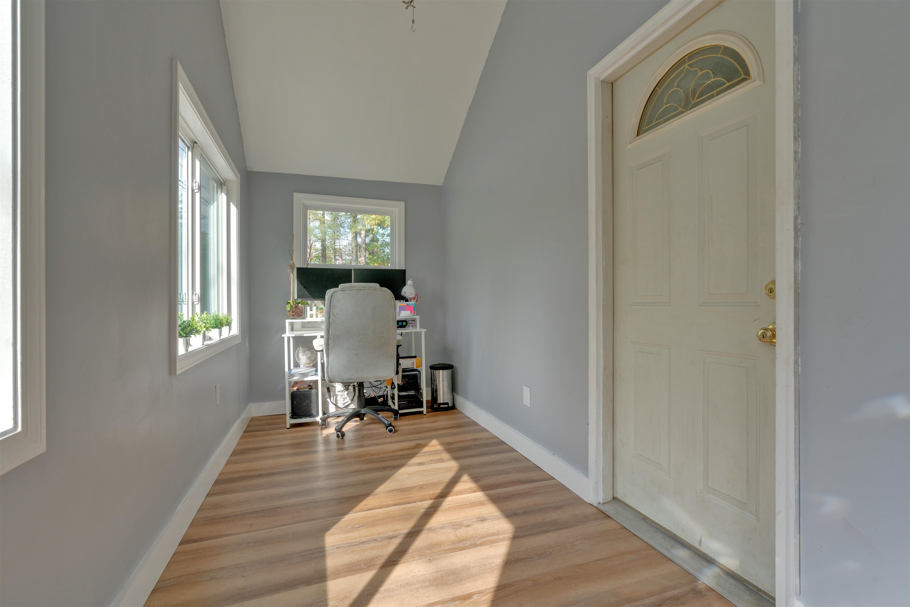 118 Brock Street Rochester, NH 03867 - Photo 13 of 34