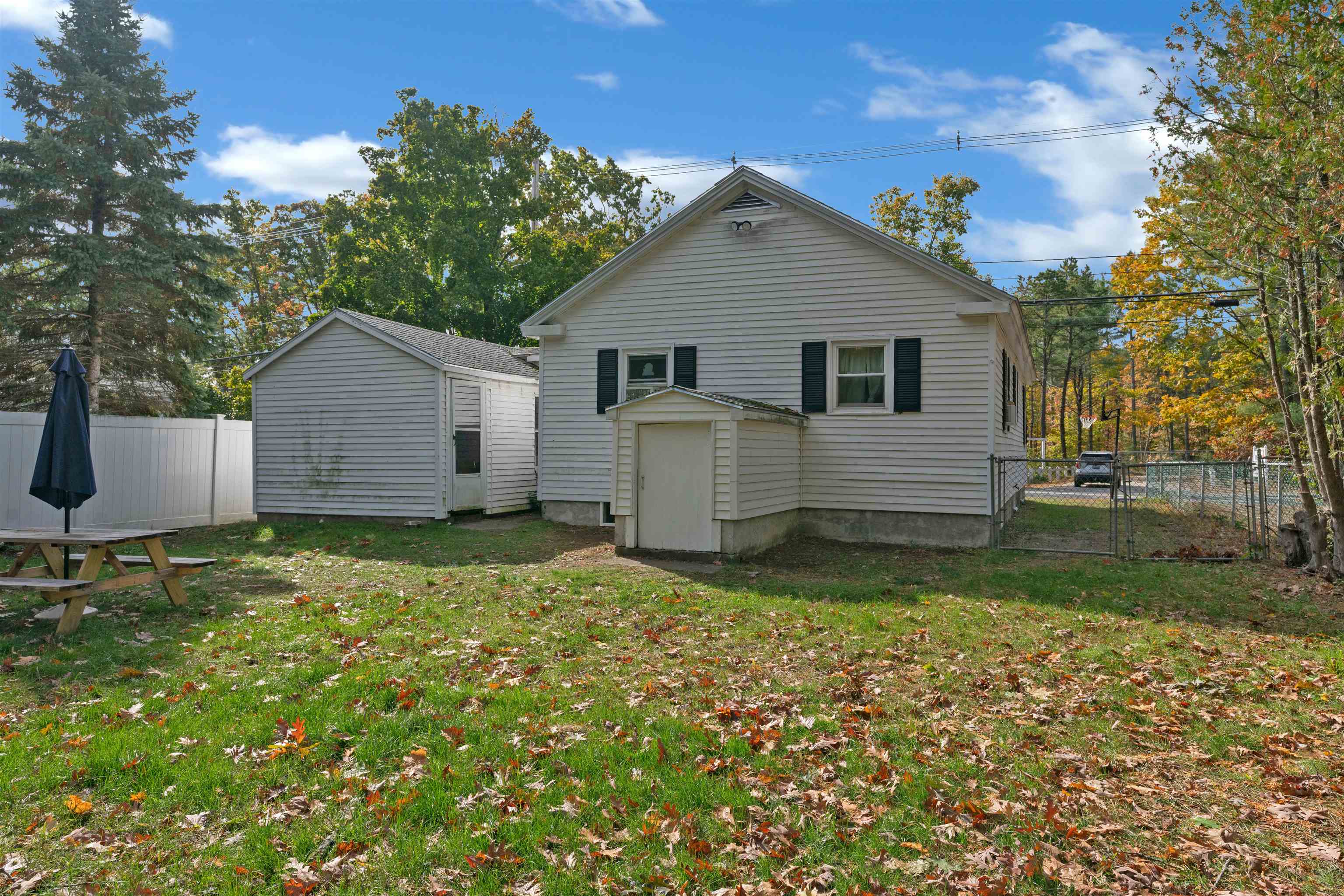 118 Brock Street Rochester, NH 03867 - Photo 18 of 34