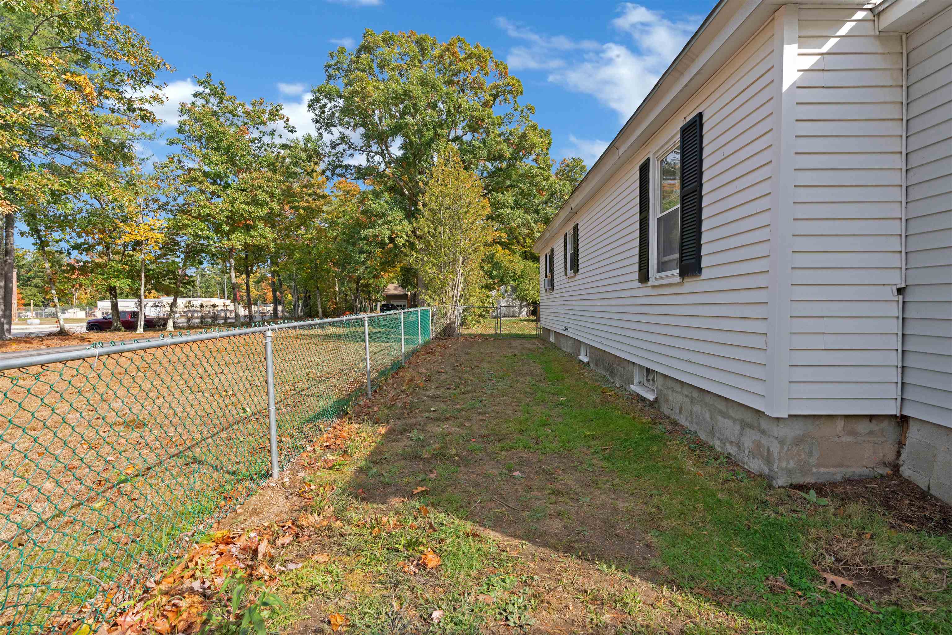 118 Brock Street Rochester, NH 03867 - Photo 19 of 34