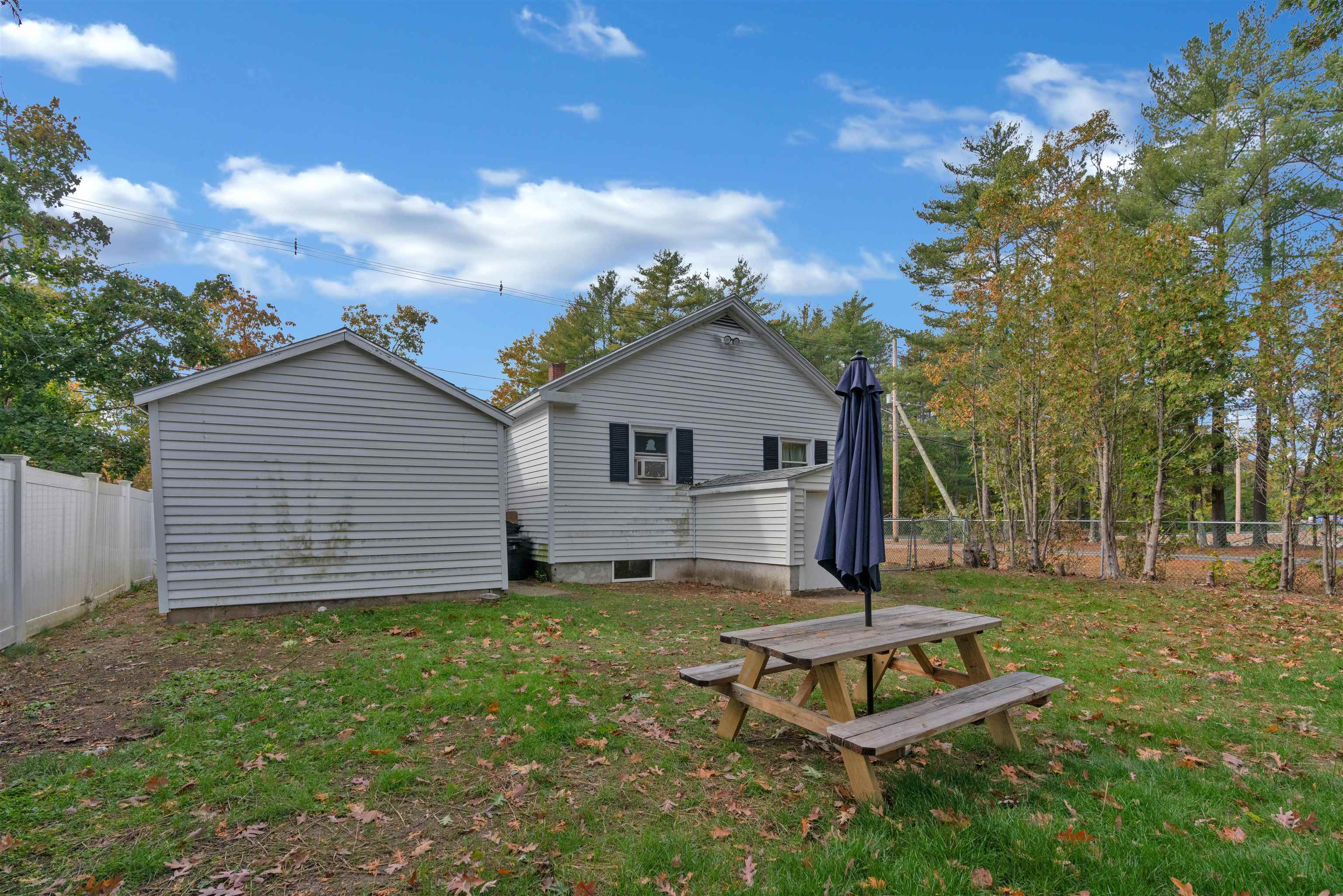 118 Brock Street Rochester, NH 03867 - Photo 27 of 34