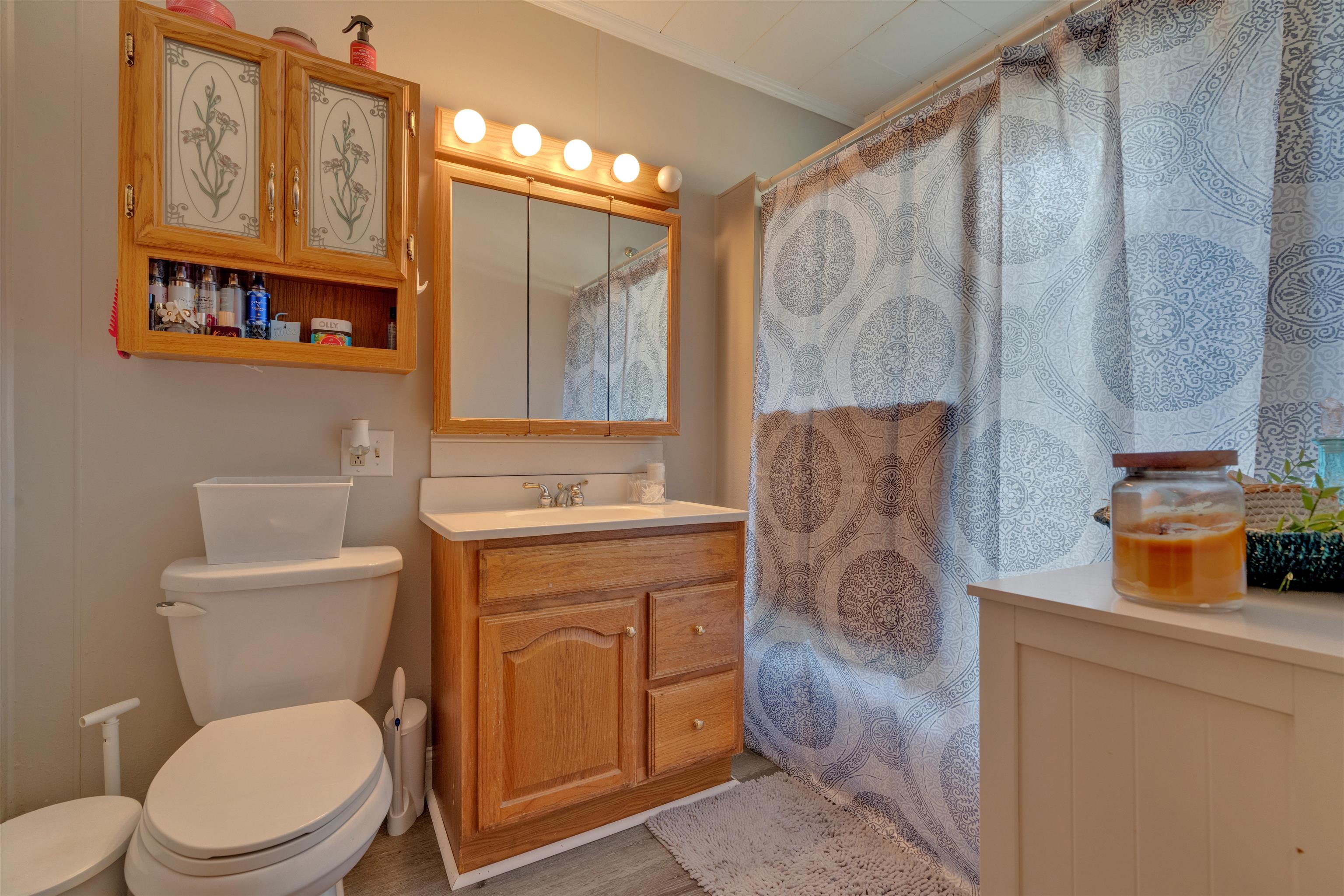 118 Brock Street Rochester, NH 03867 - Photo 3 of 34