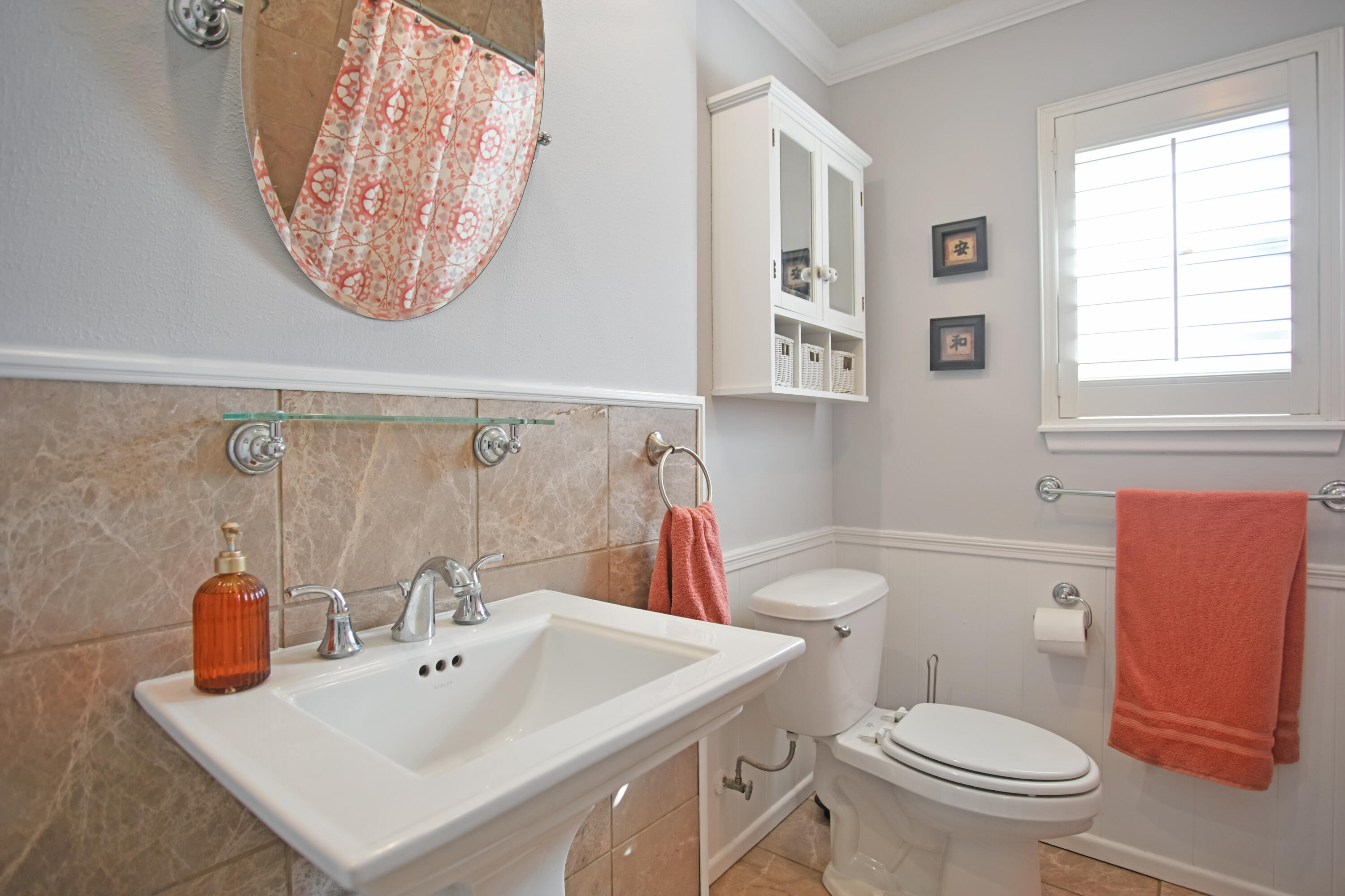 4327 57th Street Lubbock, TX 79413 - Photo 14 of 24 HALL BATH