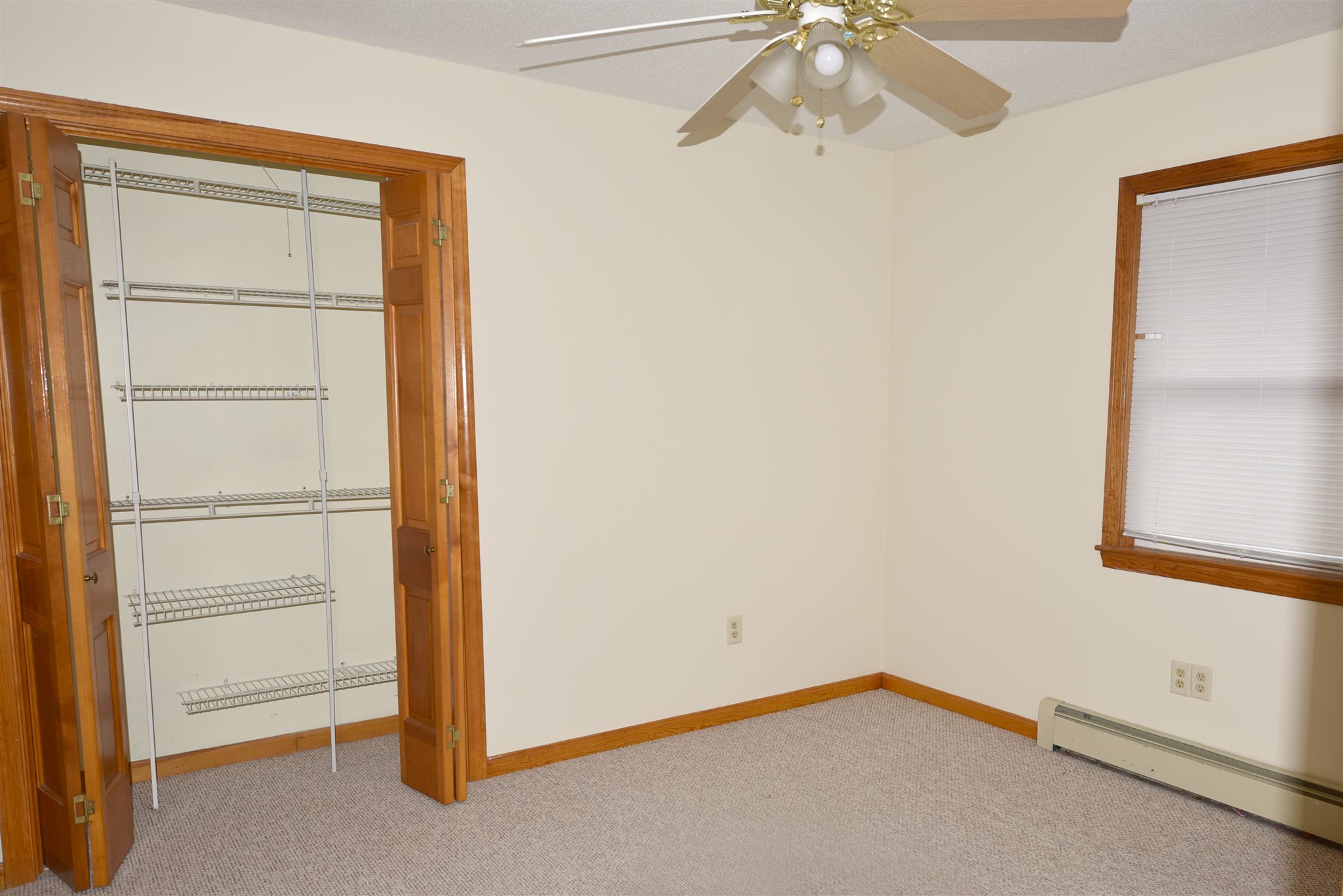655 Porters Point Road, Unit B Colchester, VT 05446 - Photo 6 of 12 Gallery Image 6