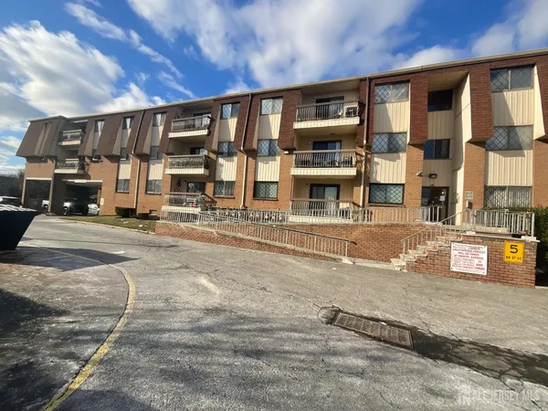 $379,900 | 1190 West St Georges Avenue, Unit A 45, Linden, NJ 07036