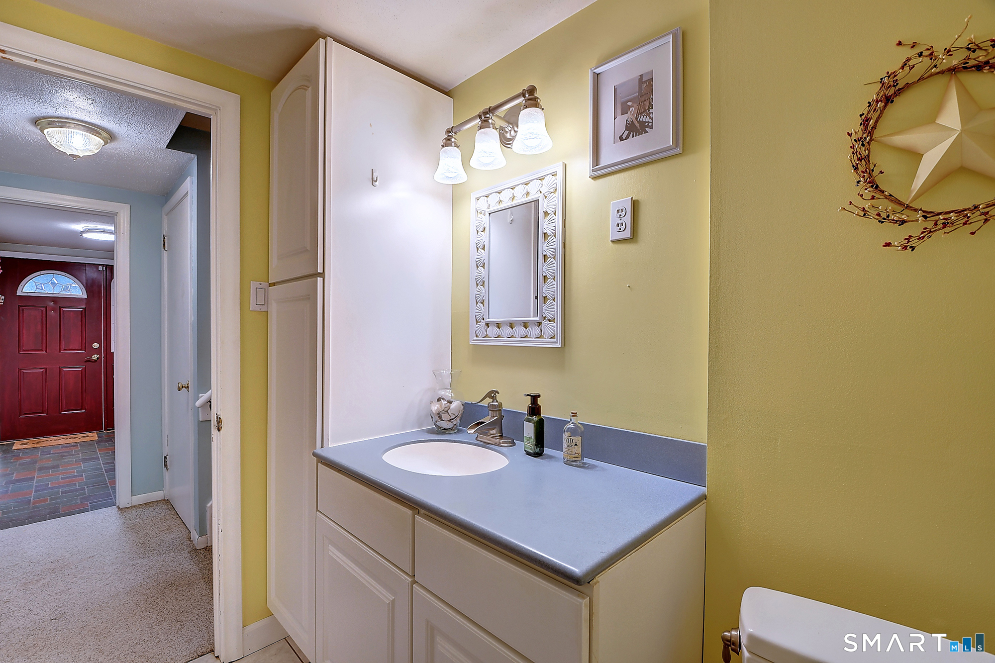 163 Dudley Road Wethersfield, CT 06109 - Photo 11 of 39