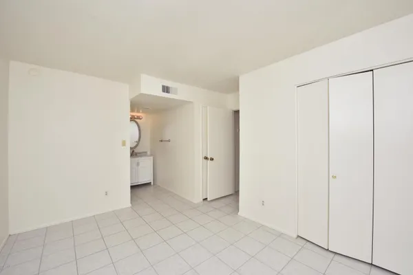 $1,295 | 8574 East Indian School Road, Unit C, Scottsdale, AZ 85251