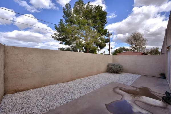 $1,295 | 8574 East Indian School Road, Unit C, Scottsdale, AZ 85251