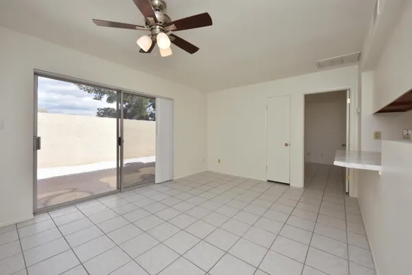 $1,295 | 8574 East Indian School Road, Unit C, Scottsdale, AZ 85251