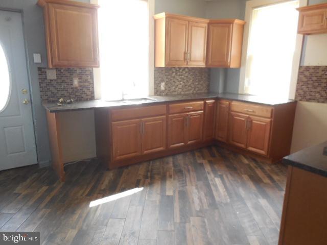 6765 Woodley Road Baltimore, MD 21222 - Photo 24 of 25 Gallery Image 24