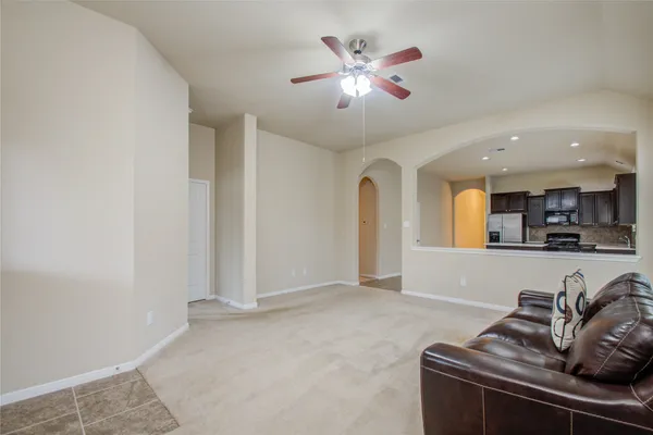a view of livingroom with furniture