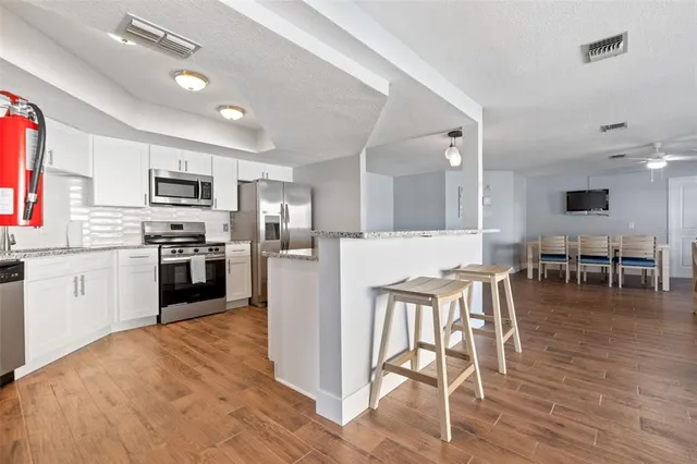 $439,900 | 371 Northwest 14th Place, Crystal River, FL 34428