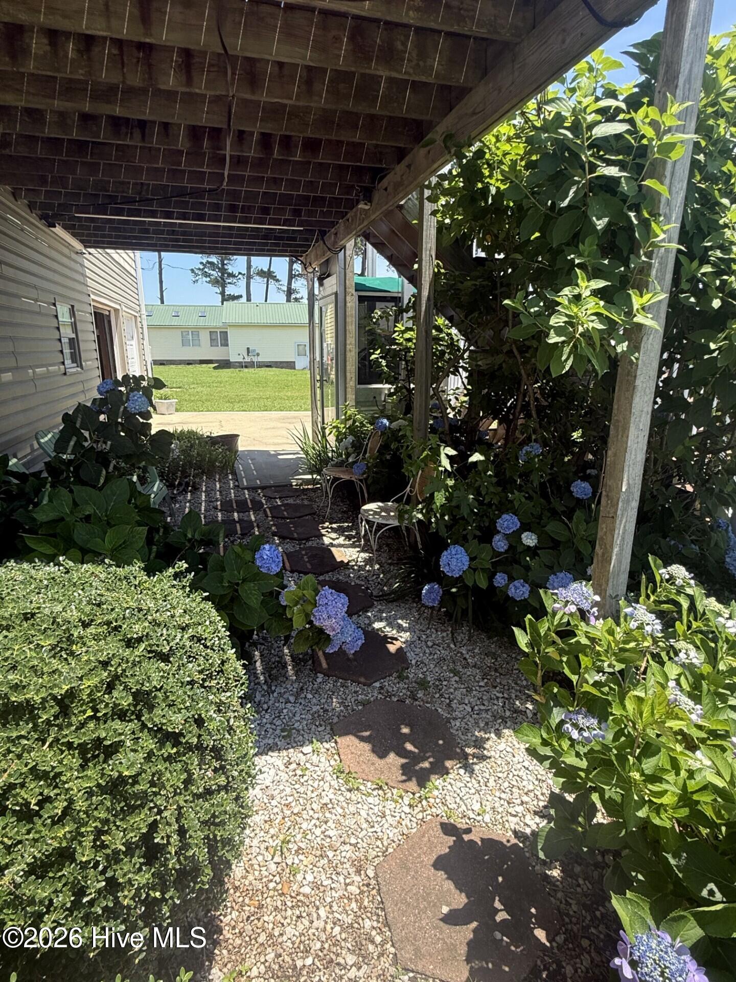 598 Beach Road Columbia, NC 27925 - Photo 28 of 99 flowers 598