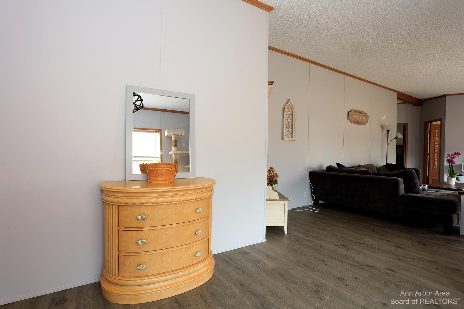 4986 Holloway Road Adrian, MI 49221 - Photo 6 of 19 Photo 6