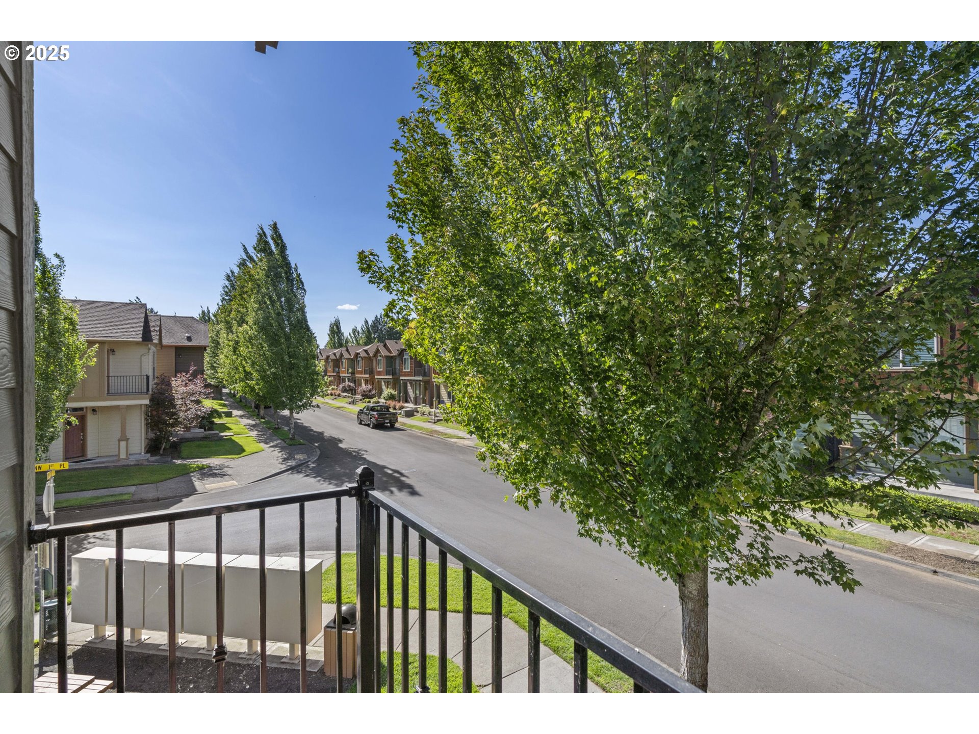 113 Northwest 76th Street Vancouver, WA 98665 - Photo 28 of 33 a view of a street