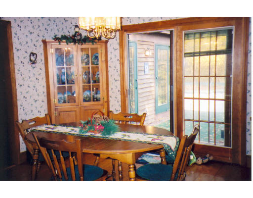 191 North Avenue Rochester, MA 02770 - Photo 3 of 5