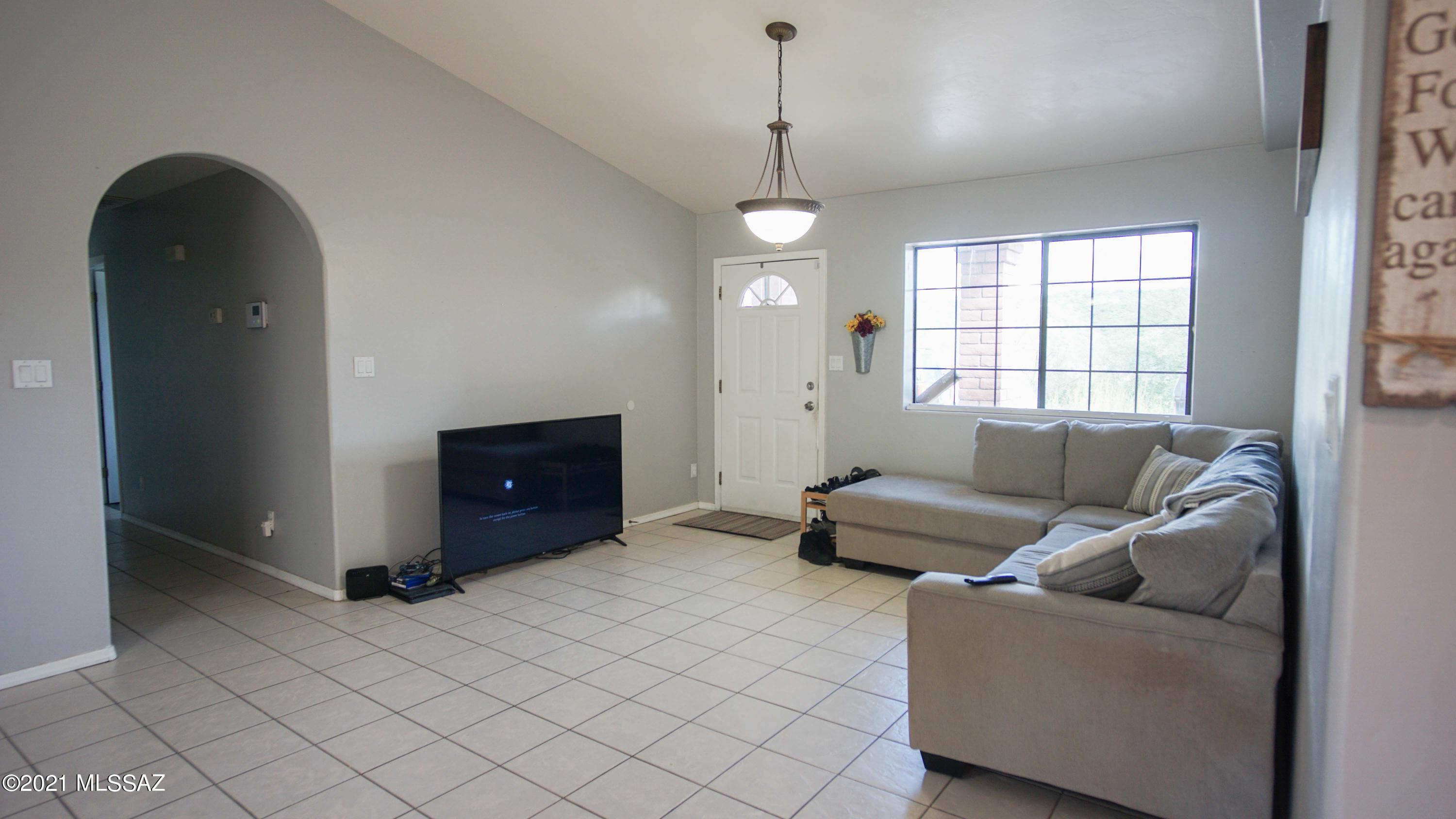 508 Calle Toruno Rio Rico, AZ 85648 - Photo 5 of 17