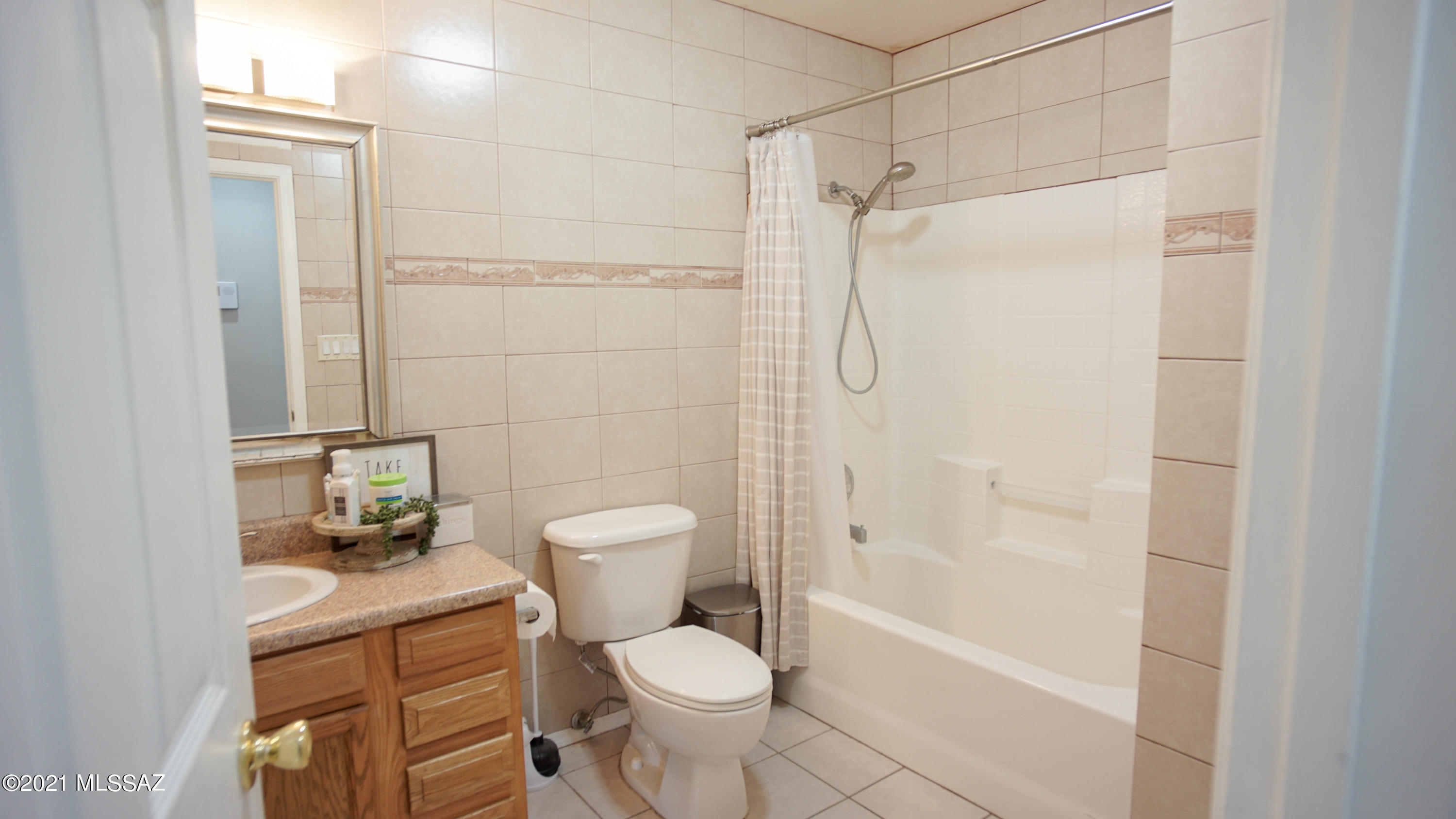 508 Calle Toruno Rio Rico, AZ 85648 - Photo 9 of 17