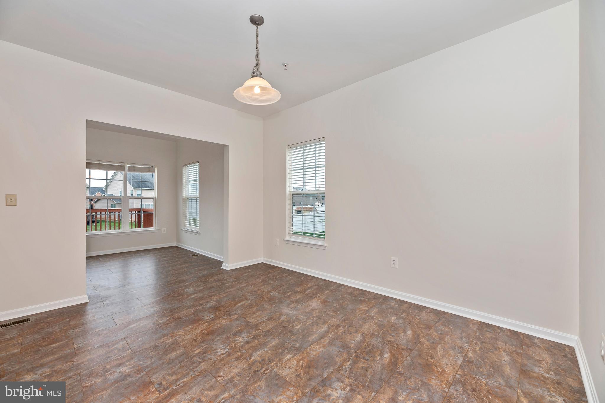 12930 Yellow Jacket Road Hagerstown, MD 21740 - Photo 11 of 46 Eat-in kitchen / breakfast area