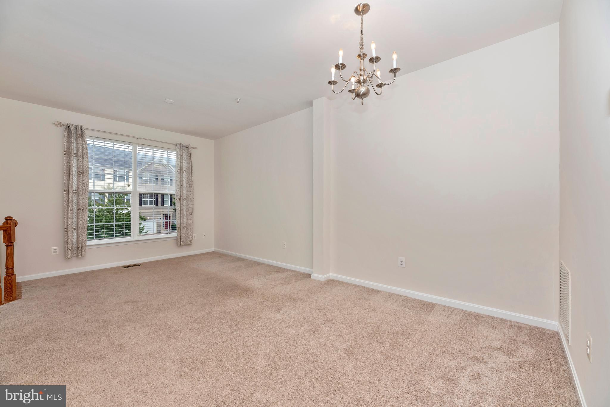 12930 Yellow Jacket Road Hagerstown, MD 21740 - Photo 16 of 46 Dining area