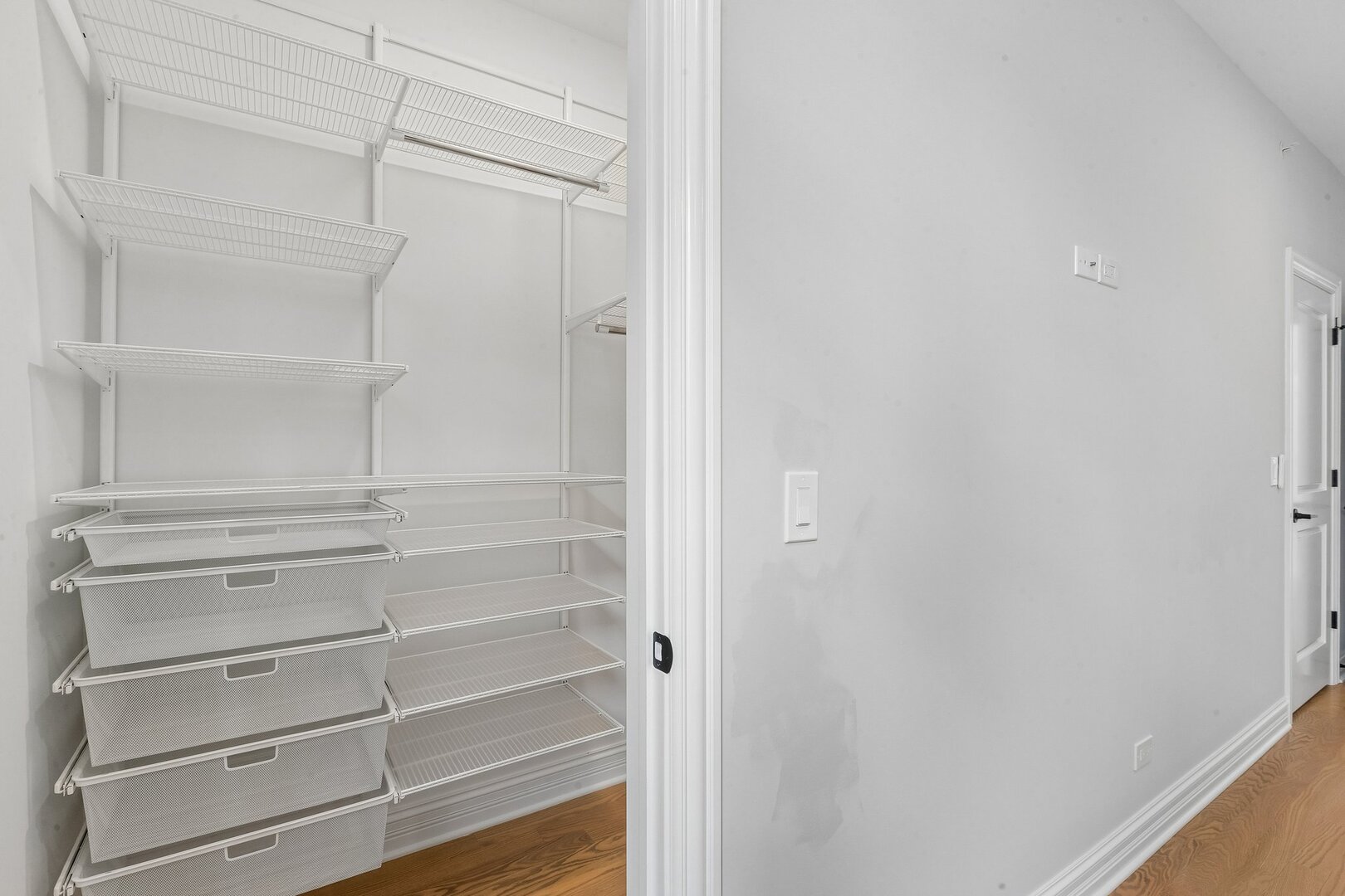 2012 Maple Avenue Evanston, IL 60201 - Photo 27 of 62 Gallery Image 27