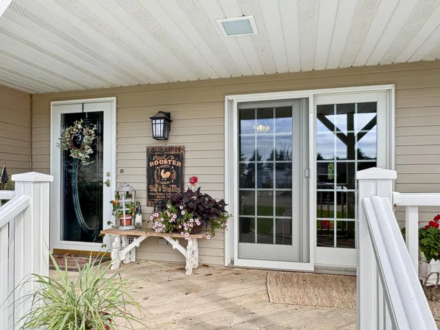 $610,000 | 1186 County Road 118, Lake Benton, MN 56149