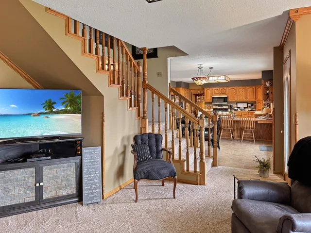 $610,000 | 1186 County Road 118, Lake Benton, MN 56149