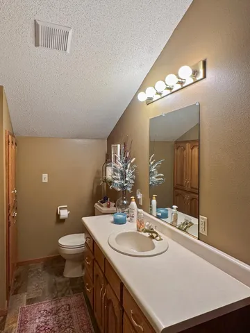 $610,000 | 1186 County Road 118, Lake Benton, MN 56149