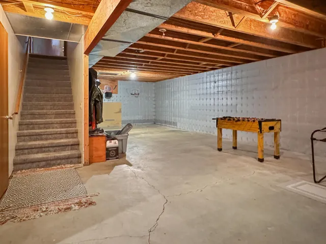 $610,000 | 1186 County Road 118, Lake Benton, MN 56149