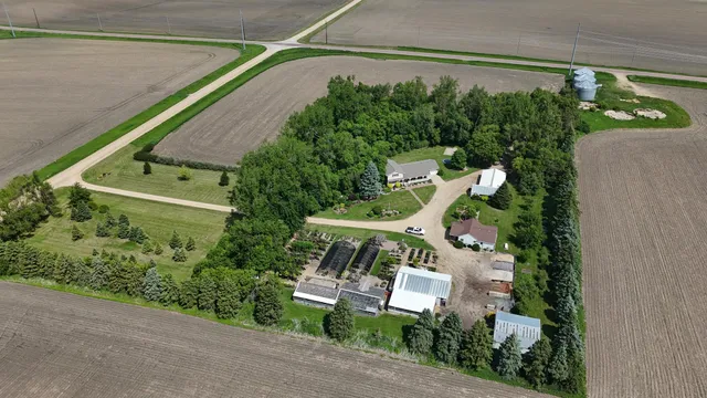 $610,000 | 1186 County Road 118, Lake Benton, MN 56149