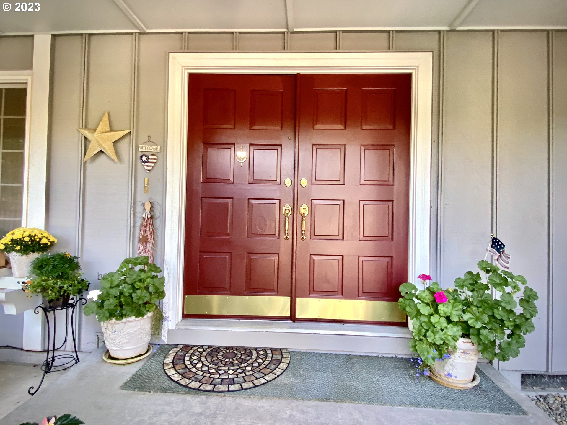 6566 E Street Springfield, OR 97478 - Photo 11 of 46 a view of front door of a house