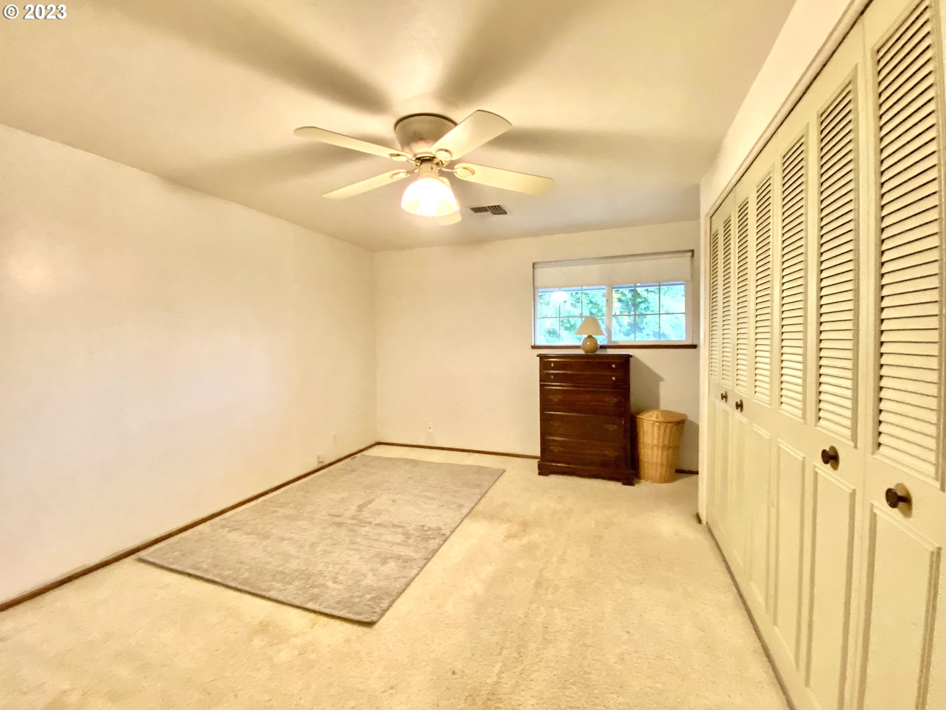 6566 E Street Springfield, OR 97478 - Photo 40 of 46 a view of an empty room with a window
