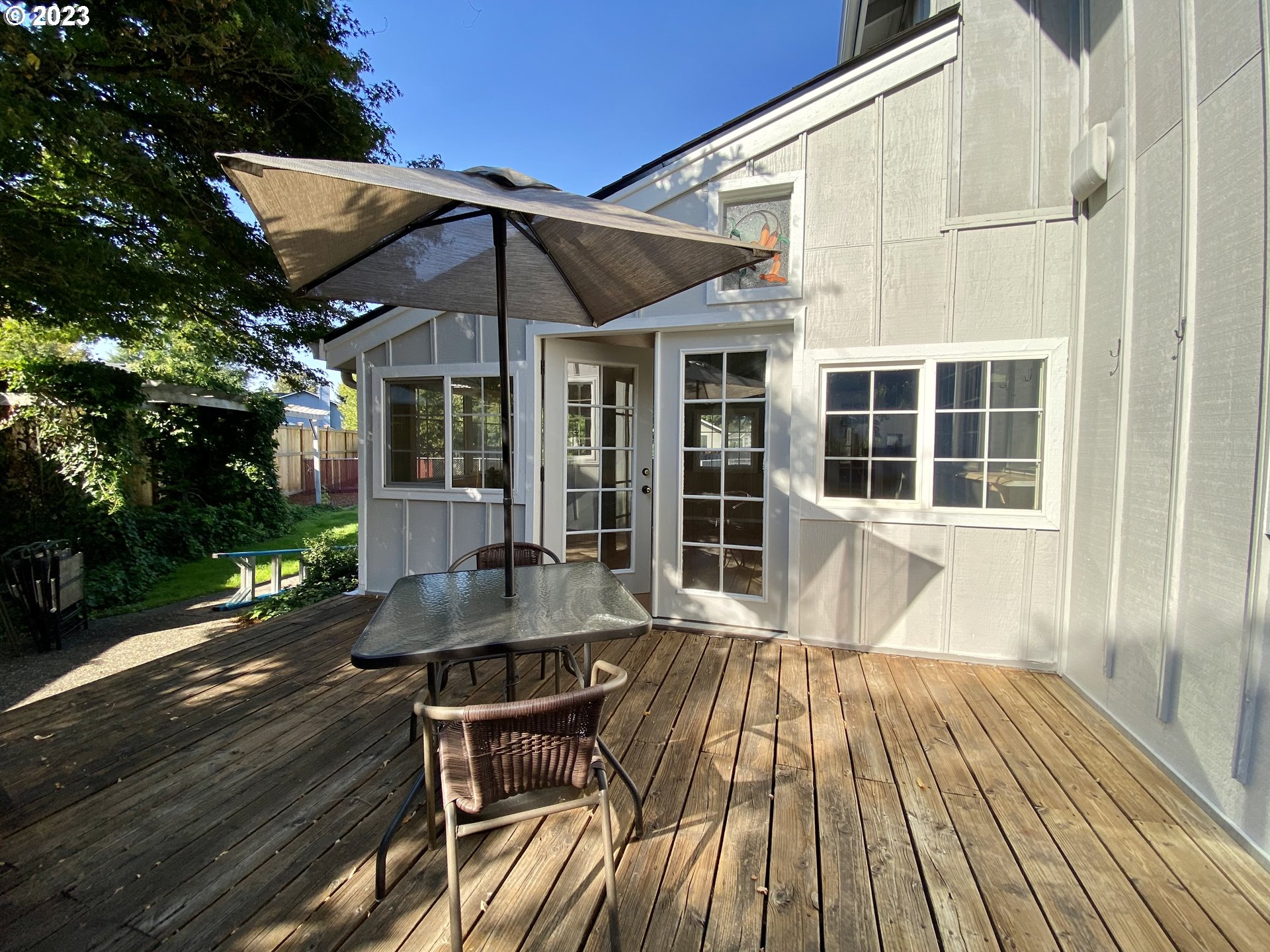 6566 E Street Springfield, OR 97478 - Photo 4 of 46 a view of a house with backyard and sitting area