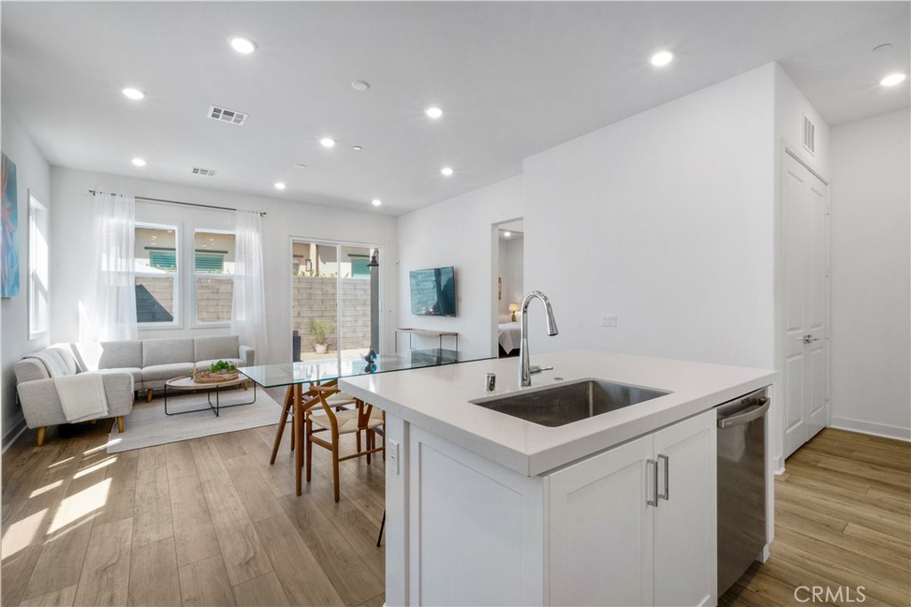 842 Sunrise Road Rancho Mission Viejo, CA 92694 - Photo 6 of 60 Gallery Image 6