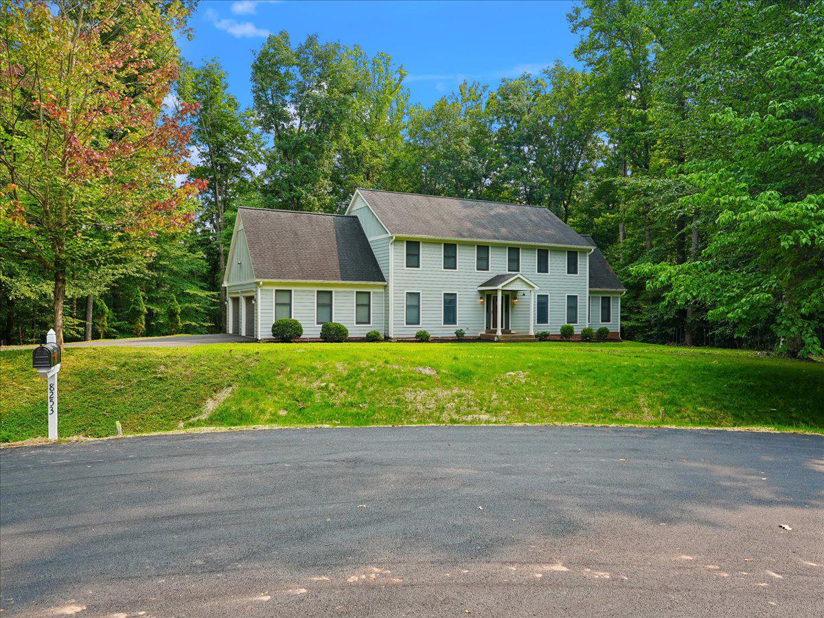8253 Honeysuckle Road Manassas, VA 20112 - Photo 1 of 15 Charming home on Cul de sac.