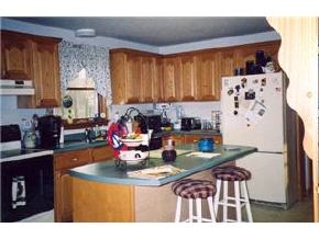 38 Capitol Circle Rochester, NH 03867 - Photo 2 of 5