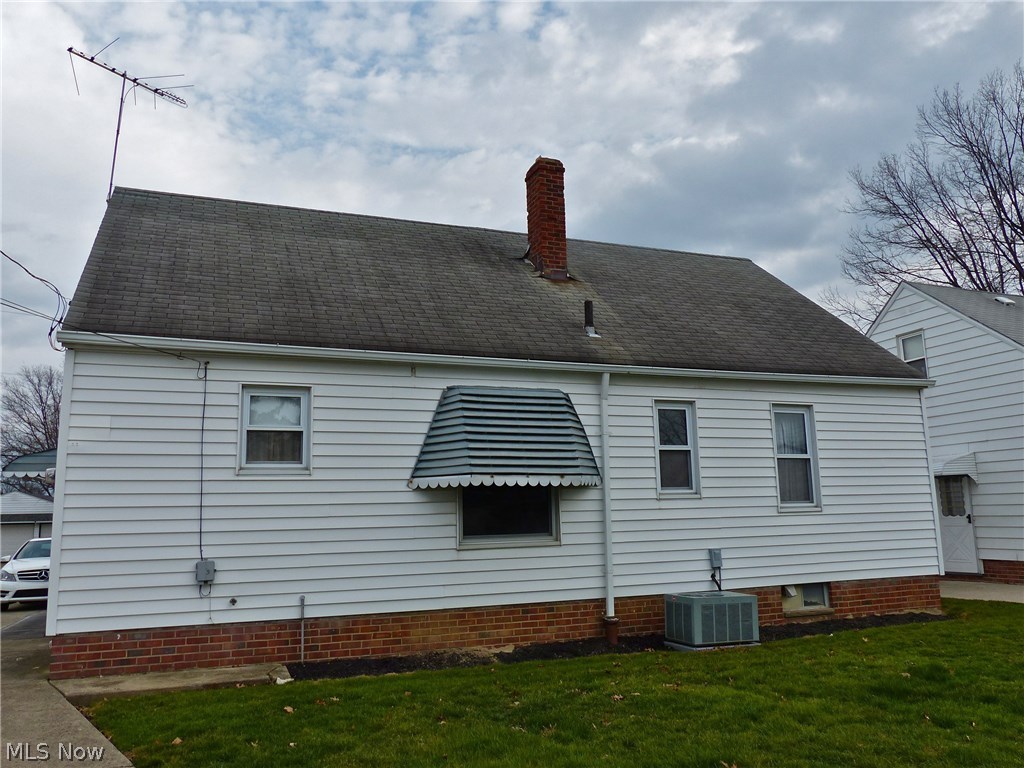 30437 Clarmont Road Willowick, OH 44095 - Photo 20 of 23