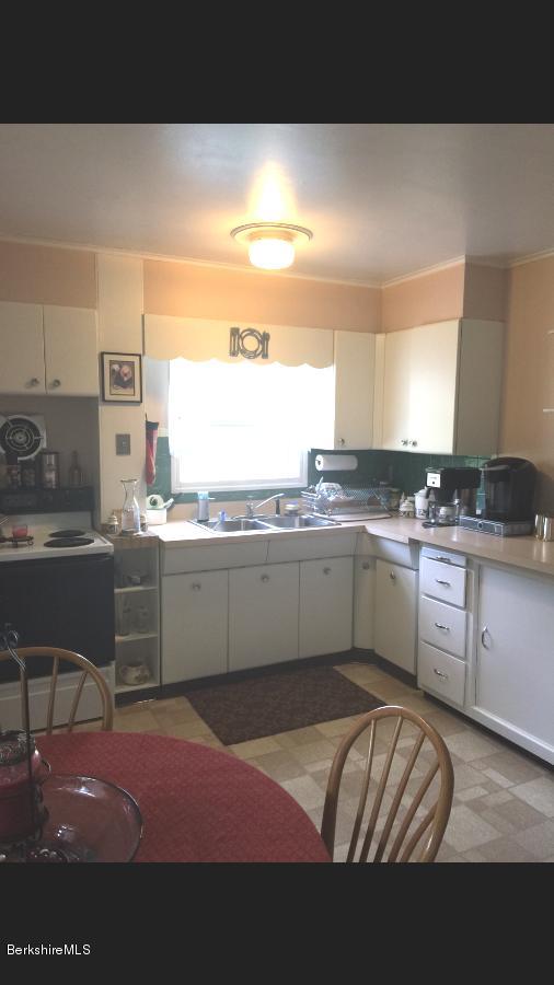 53 Melbourne Road Pittsfield, MA 01201 - Photo 4 of 12 kitchen