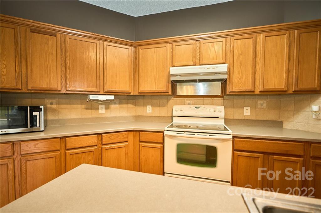 4523 Red Hook Road Monroe, NC 28110 - Photo 7 of 32 Gallery Image 7