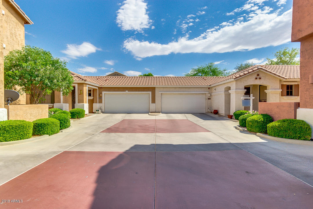 941 East Ranch Road Gilbert, AZ 85296 - Photo 2 of 30 01-Ranch
