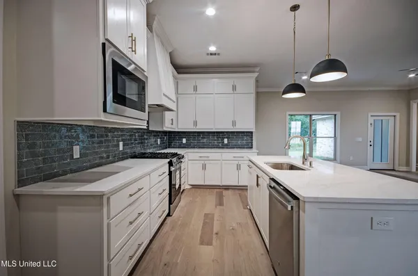 $349,900 | 343 Willow Way, Canton, MS 39046