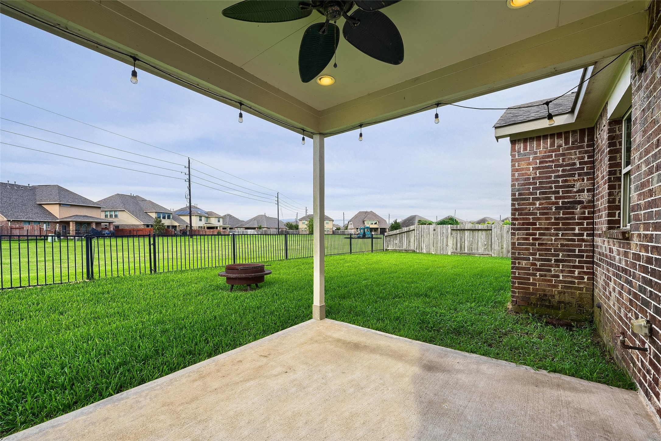 6210 Mason Way Rosenberg, TX 77471 - Photo 28 of 28 Exterior Rear