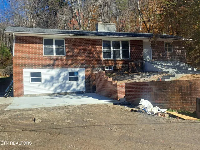 $475,000 | 3525 Norris Freeway, Heiskell, TN 37754