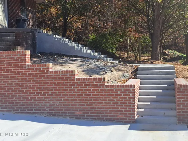 $475,000 | 3525 Norris Freeway, Heiskell, TN 37754