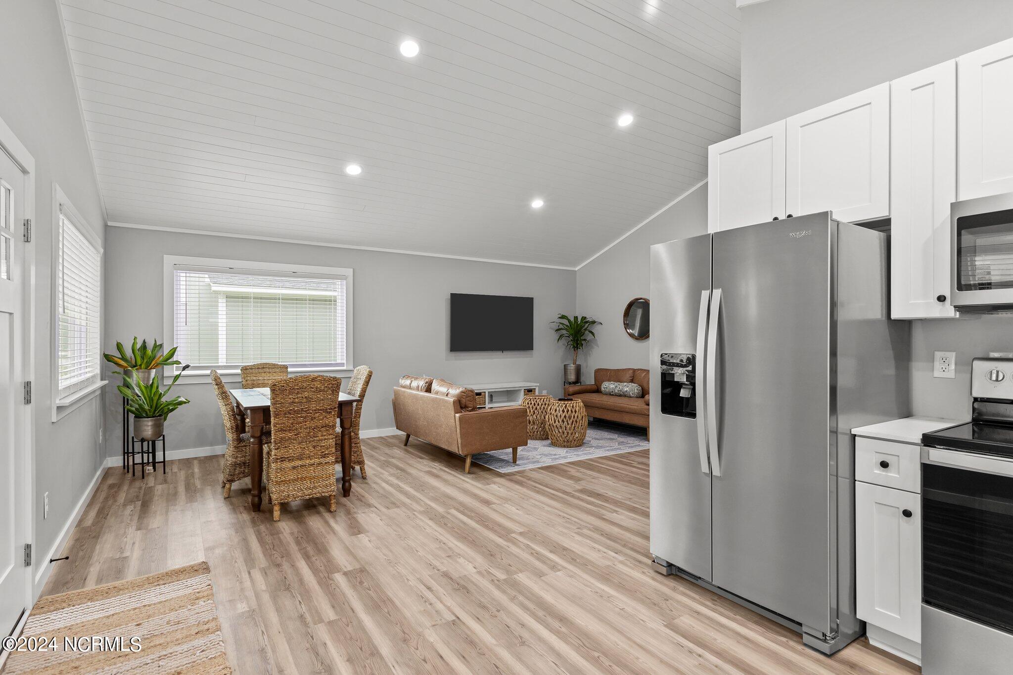 151 Long Pond Loop Swansboro, NC 28584 - Photo 22 of 55 Photo of similar home