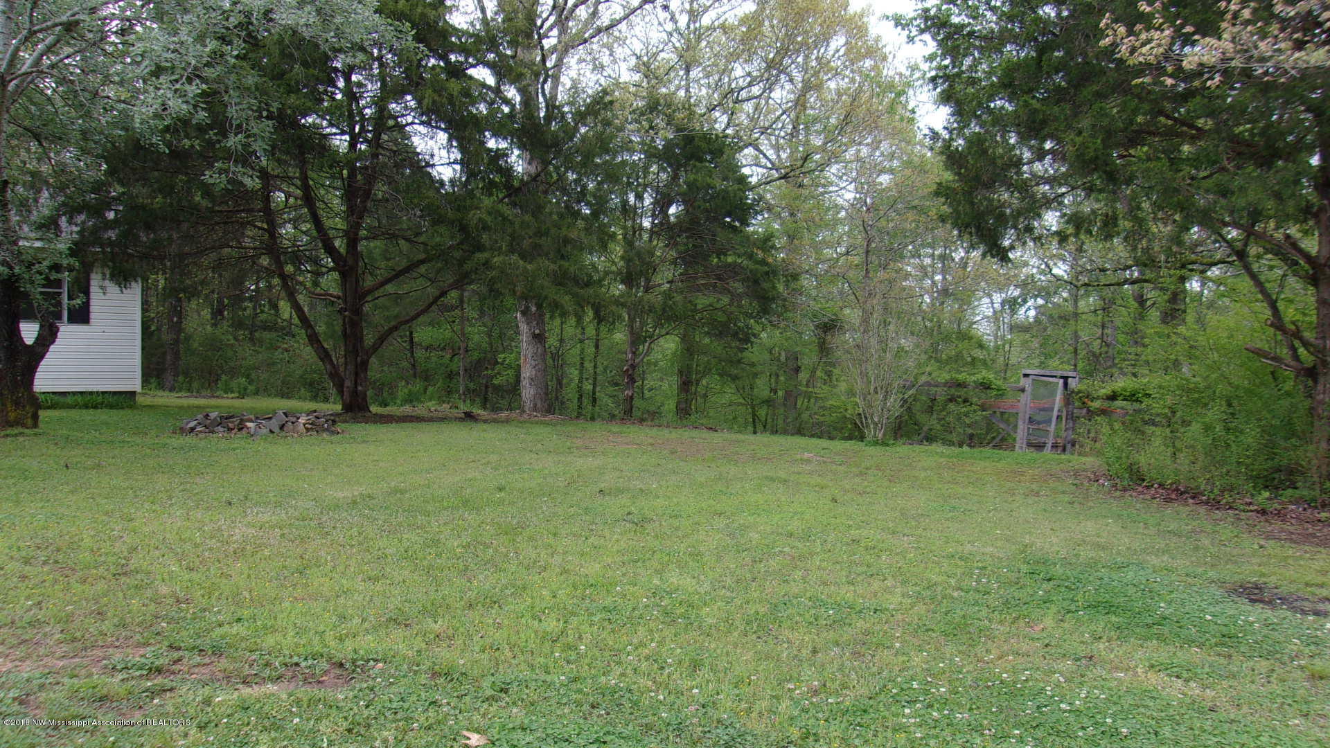 271 Lane Road Potts Camp, MS 38659 - Photo 12 of 14 KODAK Digital Still Camera