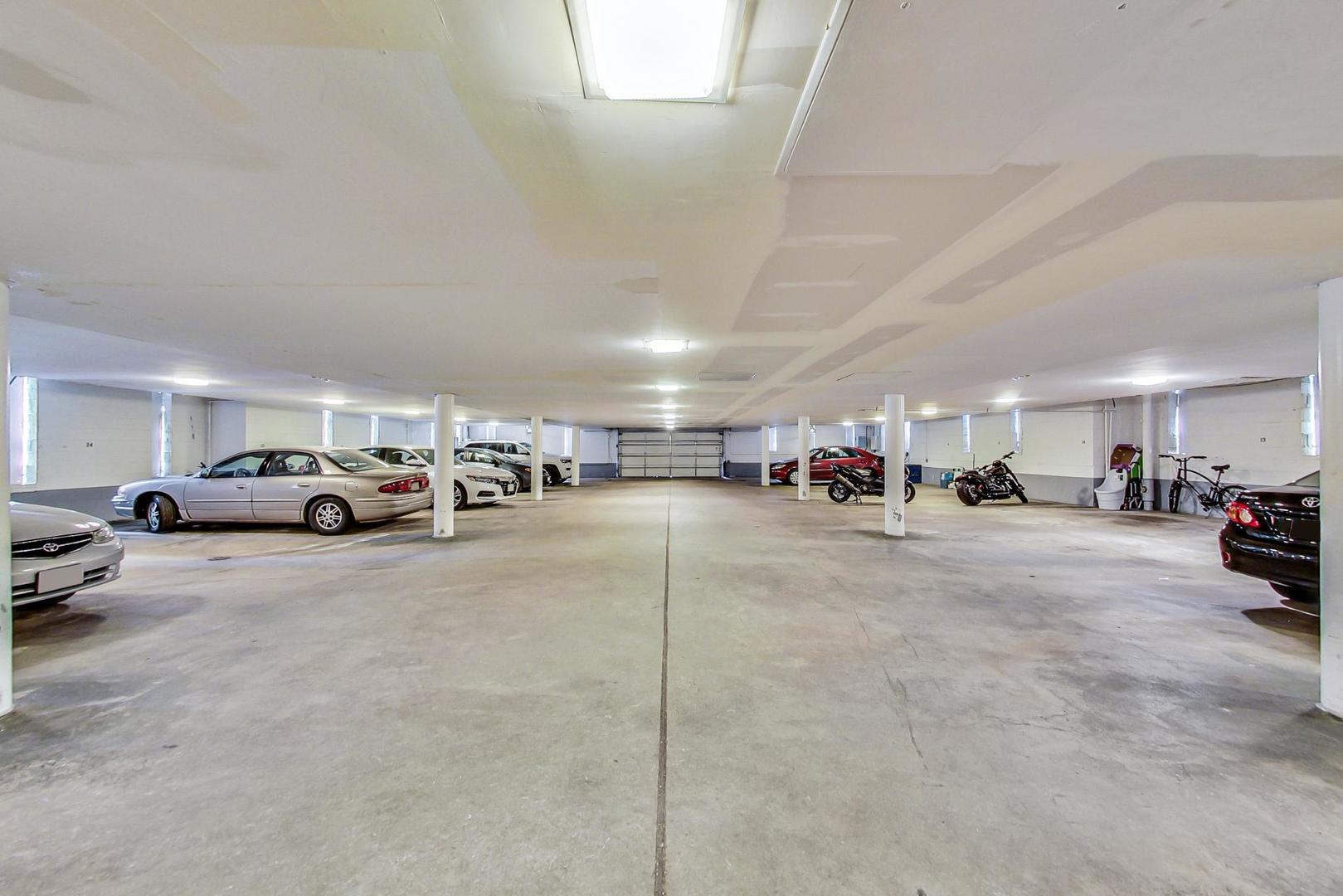 201 Thames Parkway, Unit 2K Park Ridge, IL 60068 - Photo 22 of 28