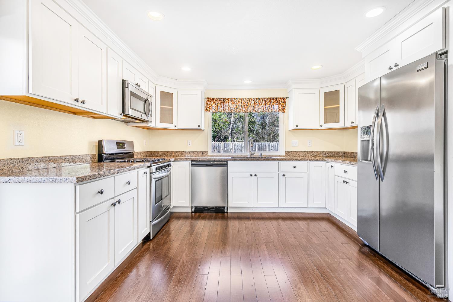 8902 Oak Trail Drive Santa Rosa, CA 95409 - Photo 18 of 35