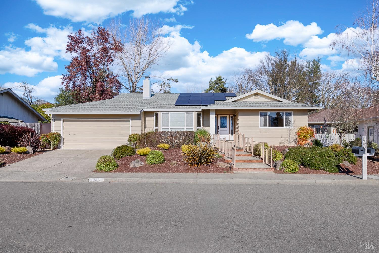 8902 Oak Trail Drive Santa Rosa, CA 95409 - Photo 2 of 35