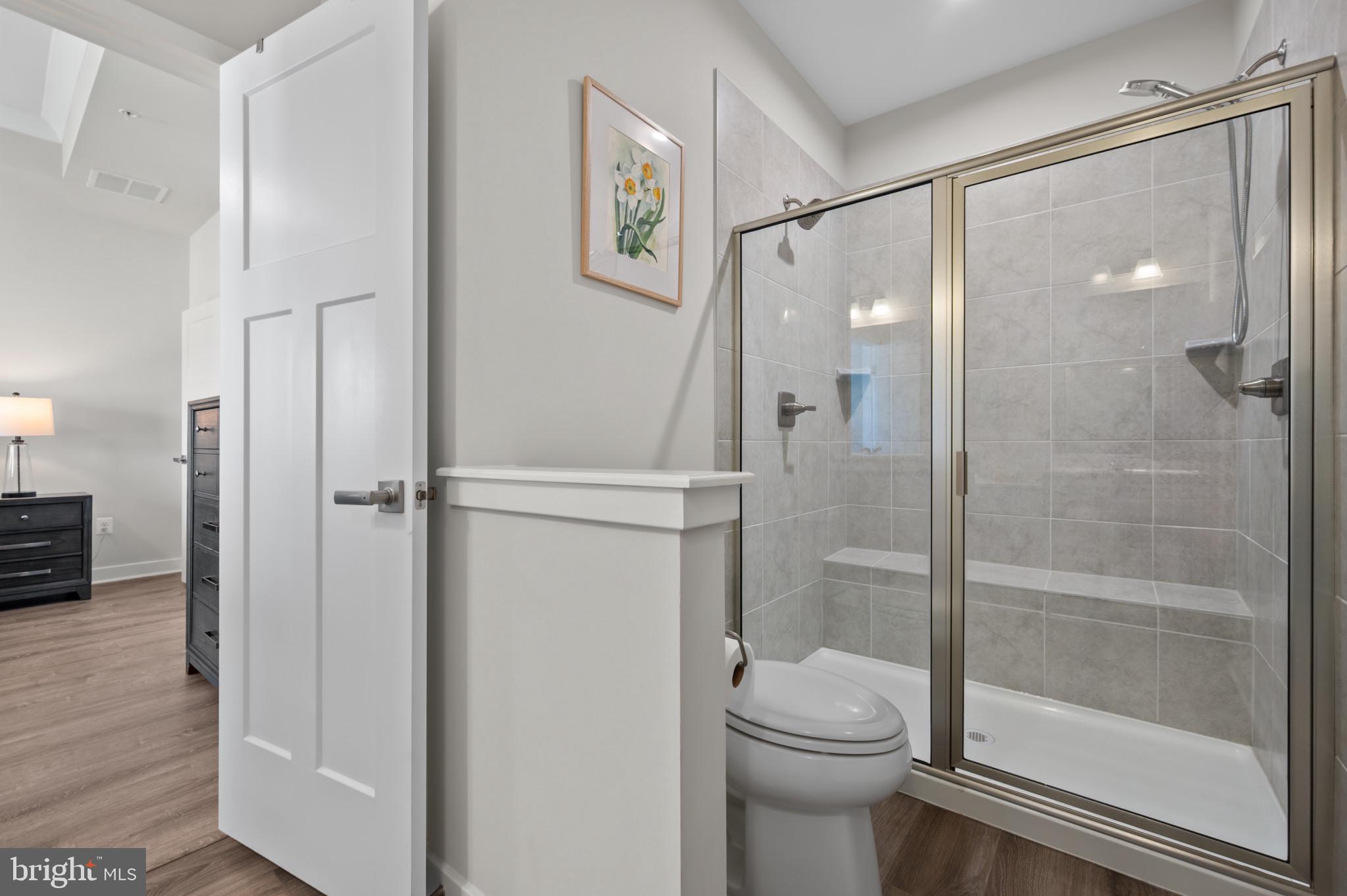7304 Isabella Road Laurel, MD 20723 - Photo 25 of 44 Primary Bath
